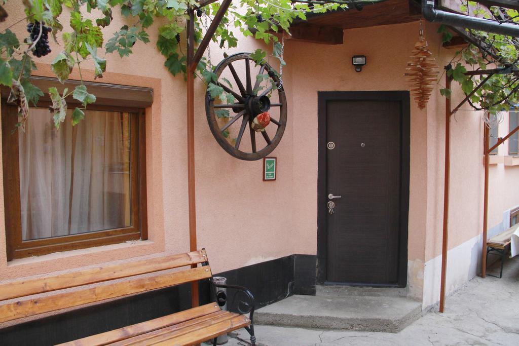 La Mihai Lupeni  外观 照片